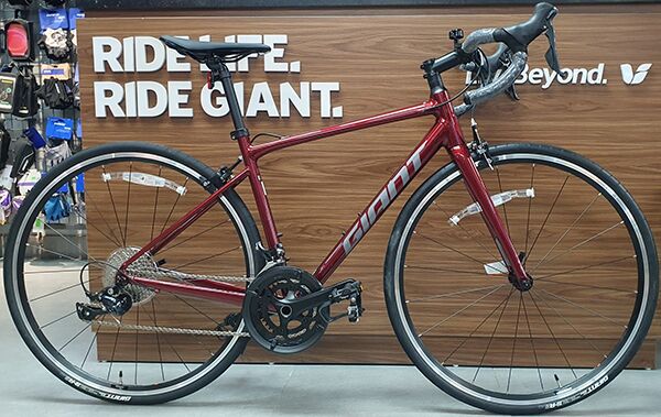 Xe đạp đua Giant CONTEND 1 2024***